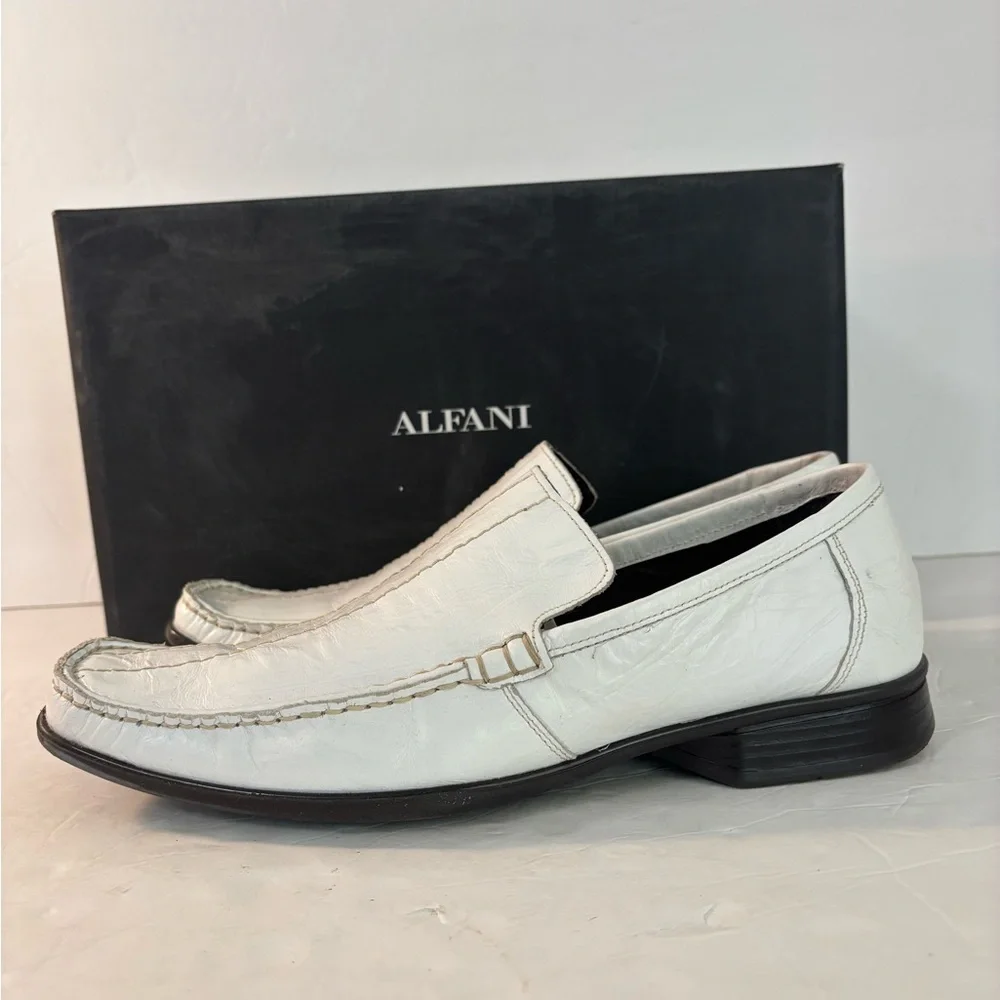 ALFANI Daytona White Leather Slip-on Shoes Size 7